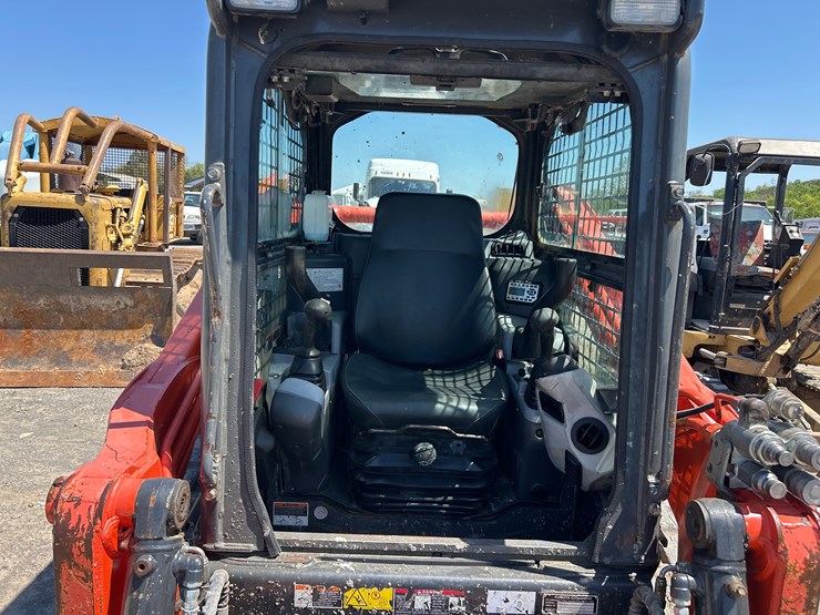 kubota-svl75-2-image-13