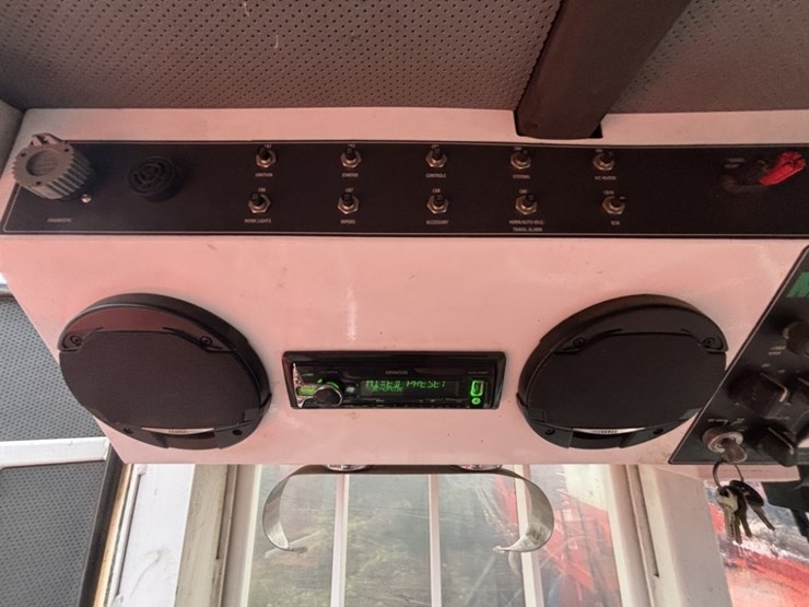 madill-3800c-image-36