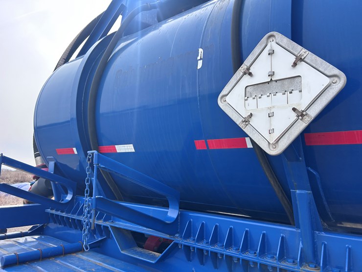 #1003-•-2017-worley-welding-works-tanker-trailer-image-21