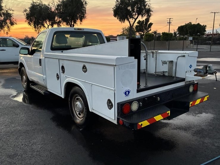 2013-ford-f250-image-4