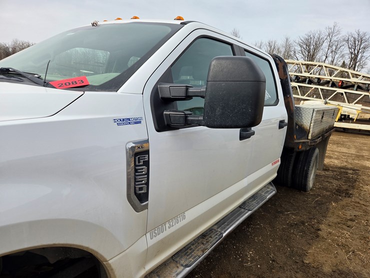 2017-ford-f350-image-17