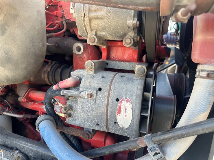 2017-kenworth-t680-image-53