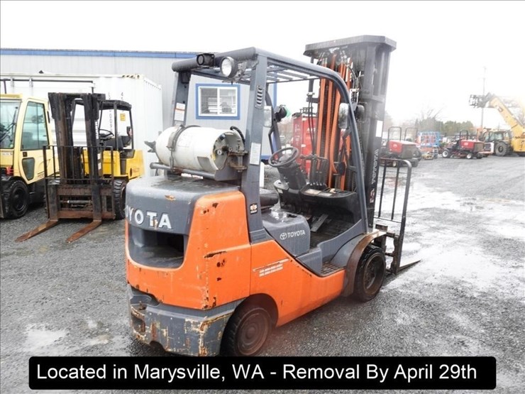 2013-toyota-8fgcu32-image-8