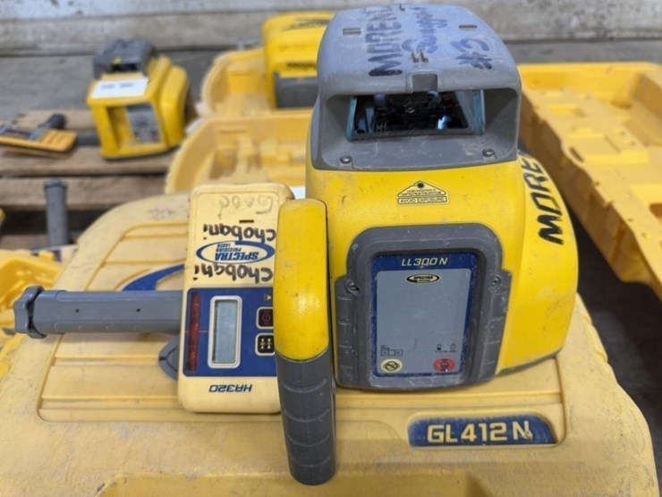 spectra-precison-ll300n-laser-level-image-1