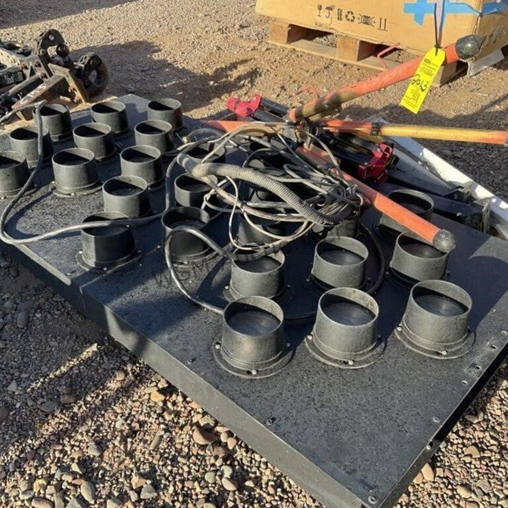 ARROW BOARD, TRIPODS, MISC