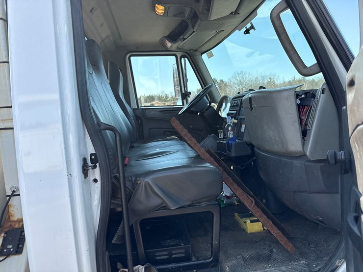 2014-international-4300-sba-image-40