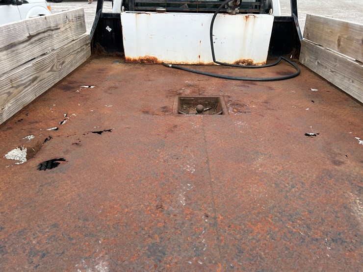 2011-ford-f350-image-18