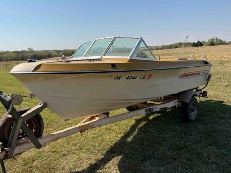 newman-citation-16’-boat-image-2