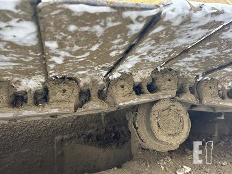 2017-komatsu-d61pxi-image-54