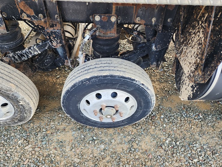 2016-kenworth-t400-image-31