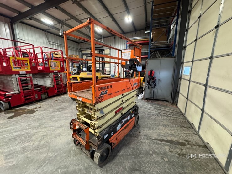 2019-jlg-1932r-image-5