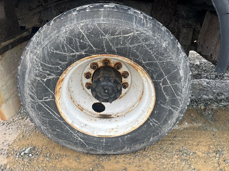 1998-massey-ferguson-8-image-70