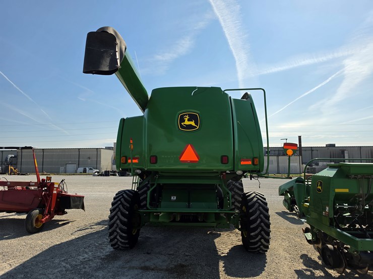 2006-john-deere-9560-sts-image-20