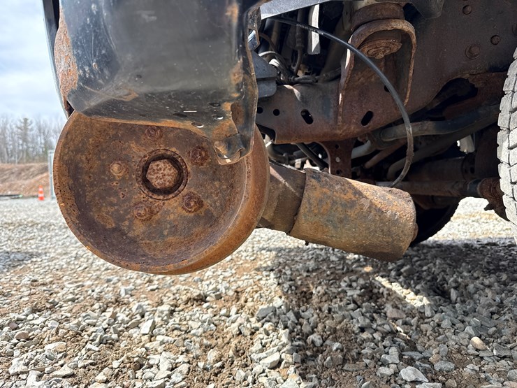 2011-ford-f350-image-22