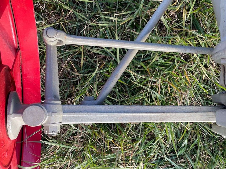 1918-fordson-tractor-image-22