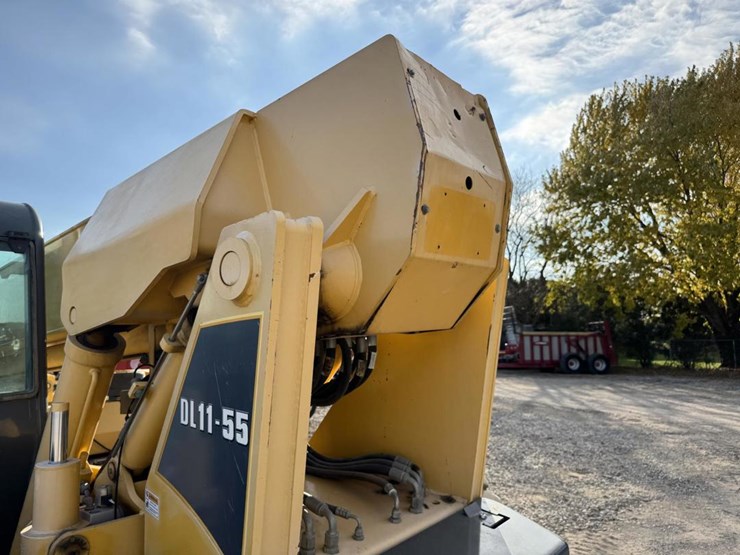 2013-gehl-dl11-image-13