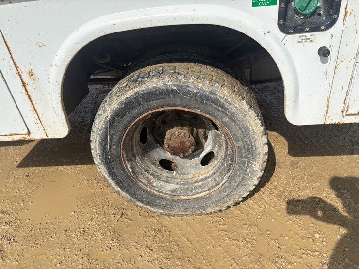 2004-ford-f450-image-71