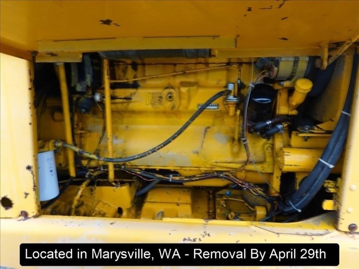 1975-deere-570a-image-5