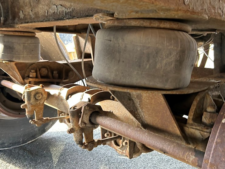 1995-axle-end-dump-image-30