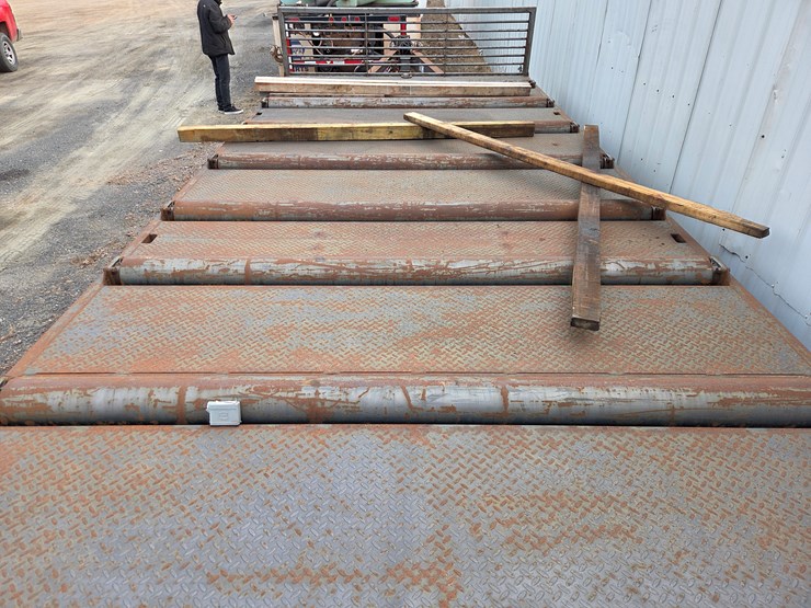 #2358-•-2006-iron-steer-8r20hdi-roll-off-trailer-image-16