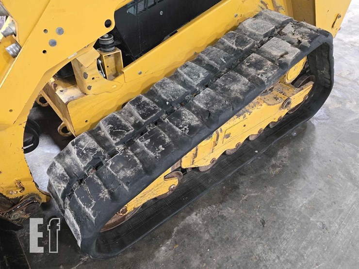 2022-caterpillar-289d3-image-31