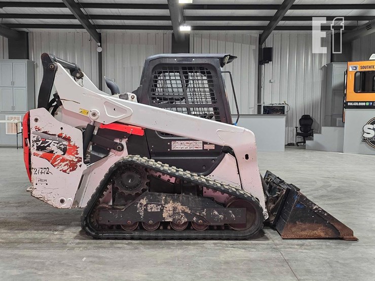 2020-bobcat-t76-image-6