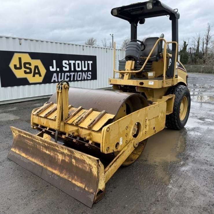 2005 CATERPILLAR CS-433E