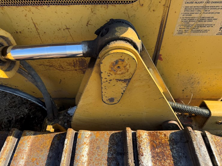 caterpillar-d5g-lgp-image-30