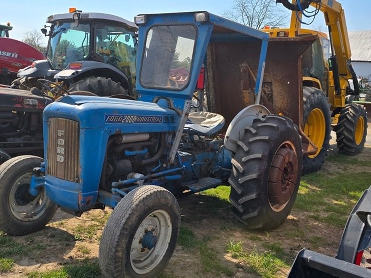 2000-ford-2000-image-1