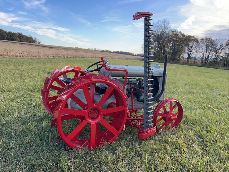1922-fordson-tractor-image-5