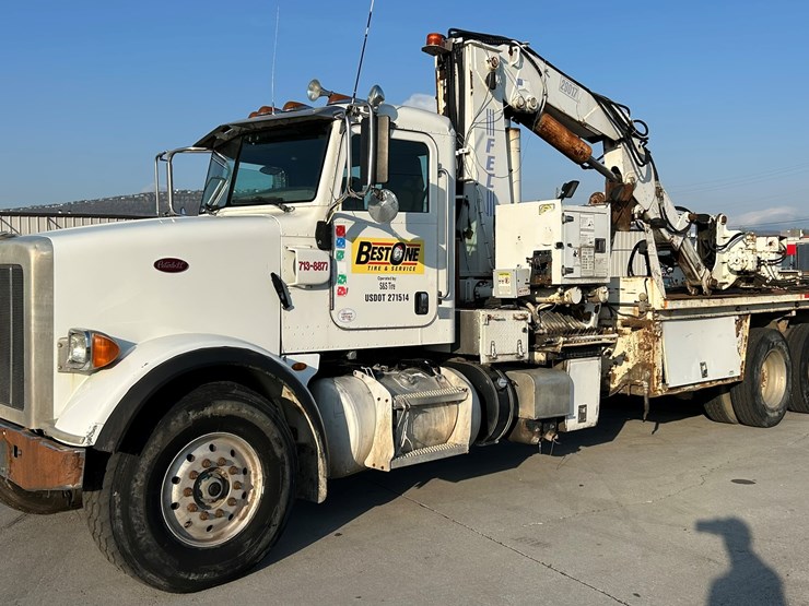 peterbilt-365-image-1