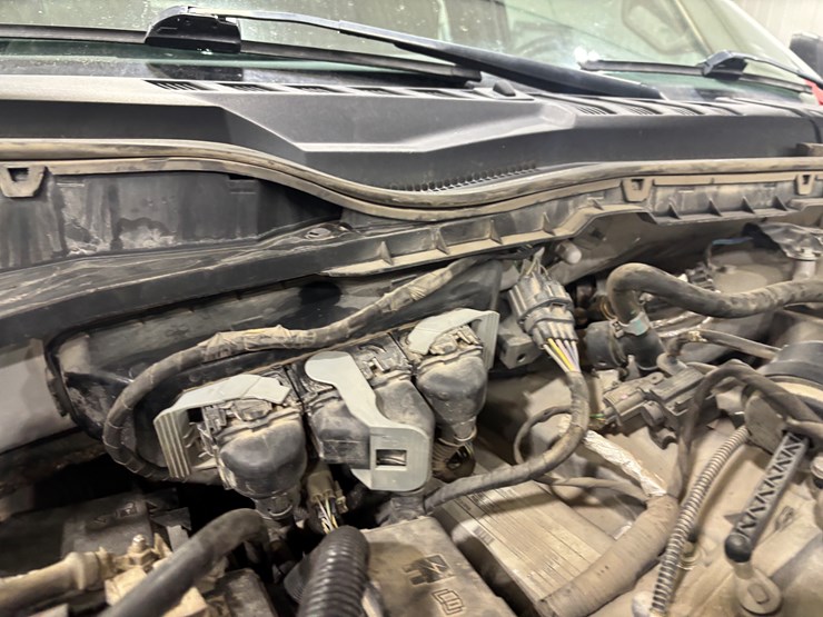 2022-ford-f550-sd-image-23