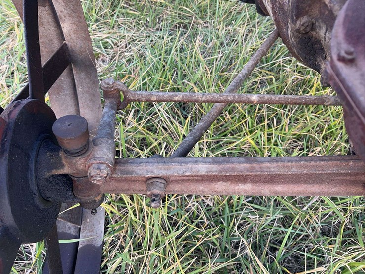 1924-fordson-tractor-image-15