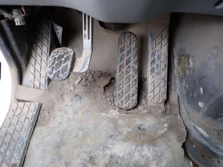 1999-sterling-l9513-image-16