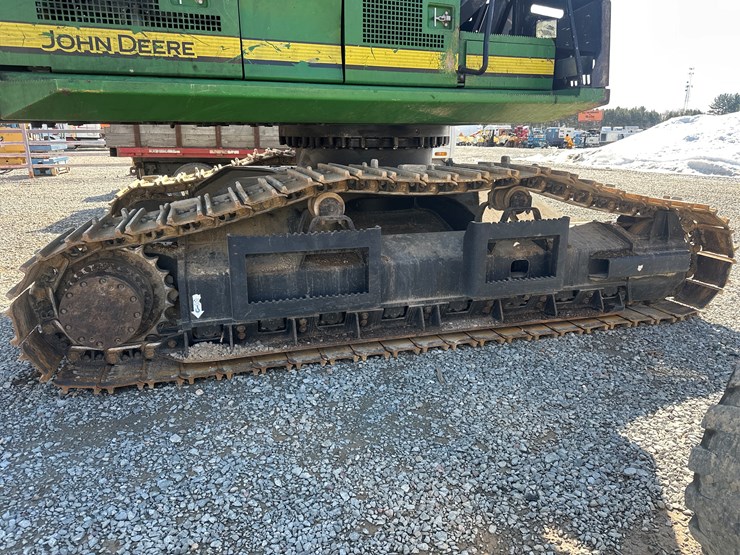 2016-deere-2154d-image-83