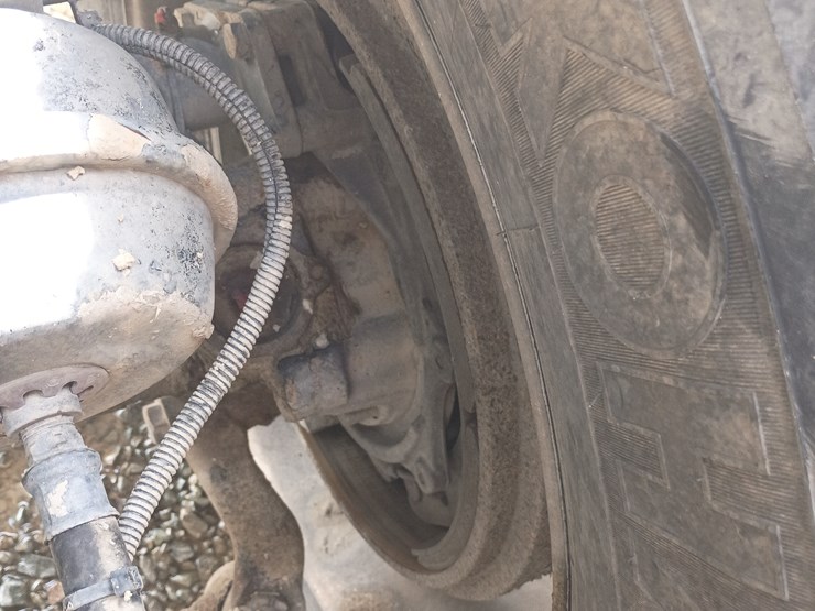 2012-massey-ferguson-8-image-39