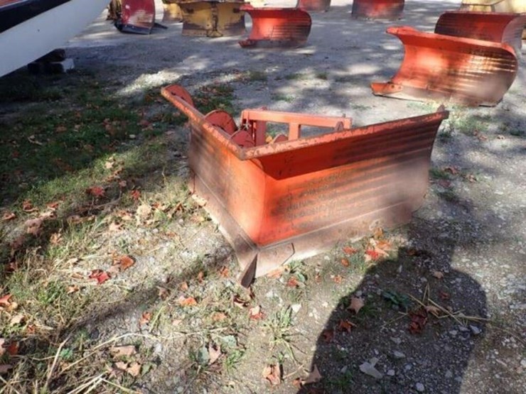 hla-5-ft-v-plow-14la39104-image-1