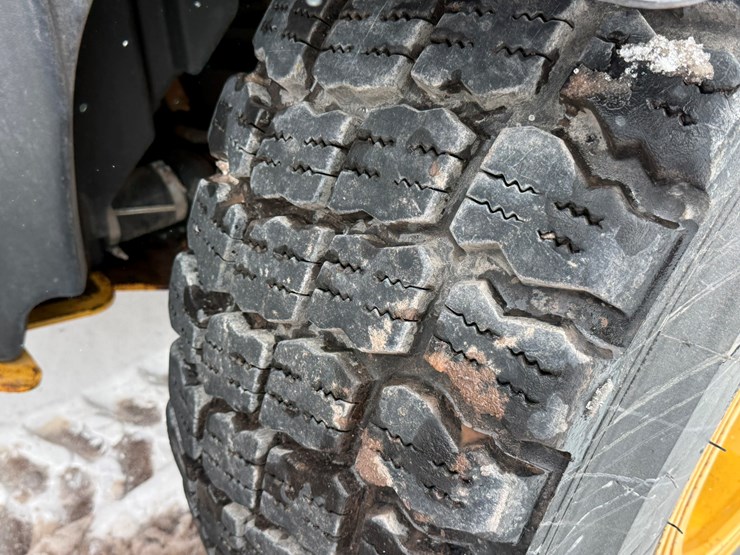 caterpillar-160m-image-114