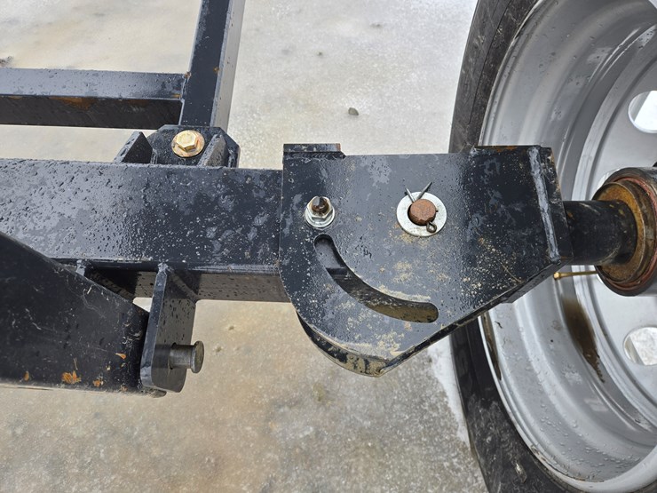 massey-ferguson-8-image-30