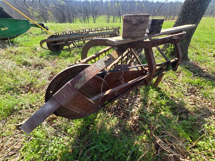 john-deere-350-image-7