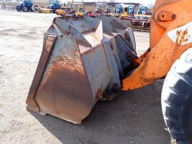 2010-doosan-dl250-image-22