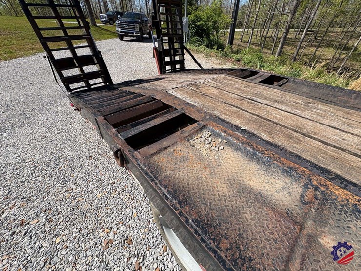 1998-cherokee-r20-20+5-dual-t/a-tag-trailer-image-30