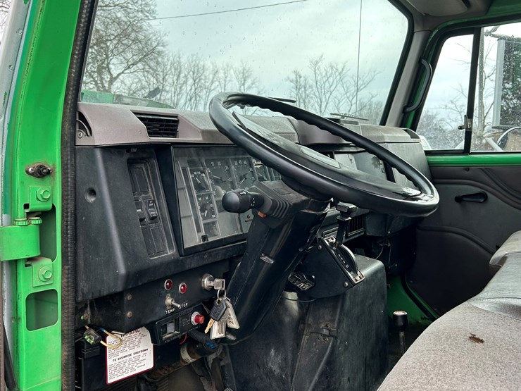 1996-international-4700-image-62