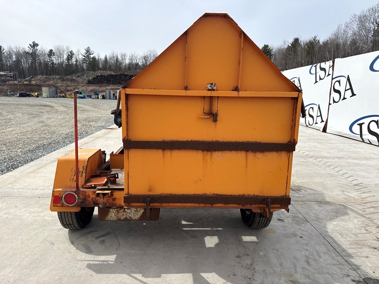 2009-massey-ferguson-8-image-4