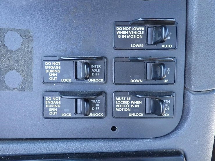 2018-freightliner-cascadia-125-image-47