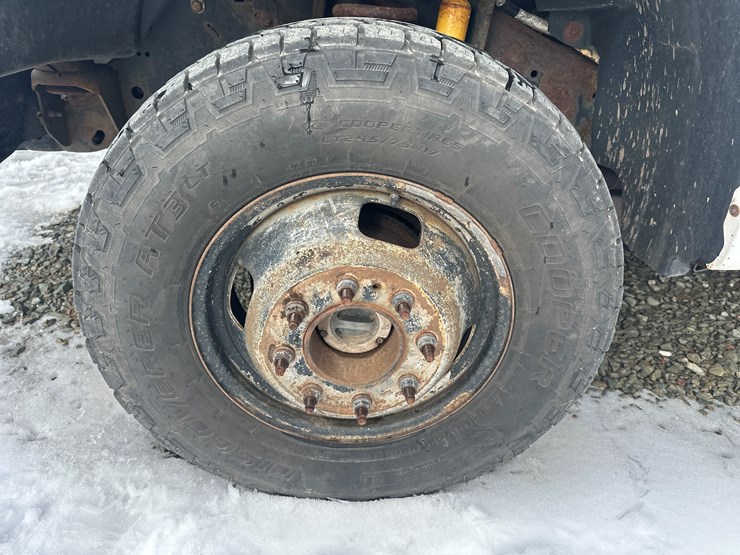 2010-ford-f350-image-60