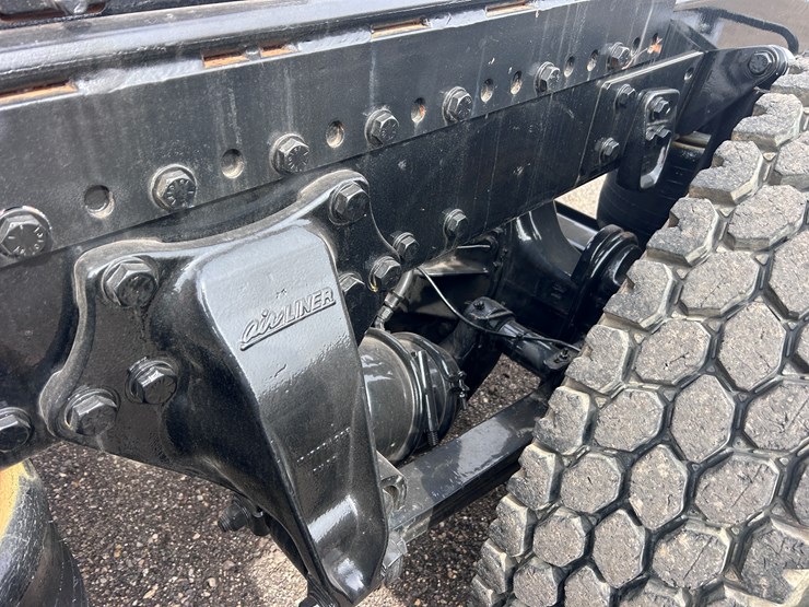 #1009-•-2012-western-star-conventional-4-sleeper-cab-truck-tractor-image-34