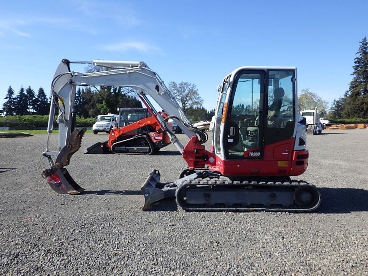 takeuchi-tb260-image-7