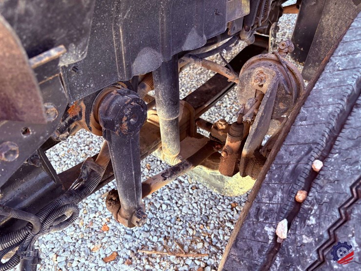 2007-international-7400-image-33