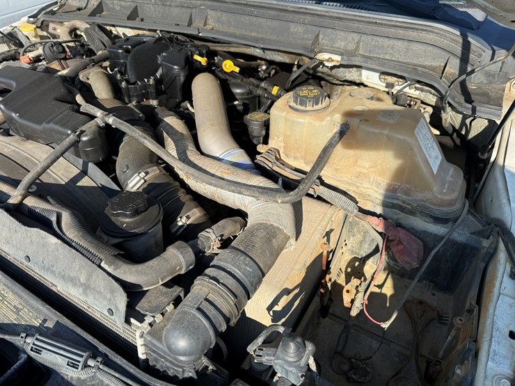 2012-ford-f550-xl-image-18